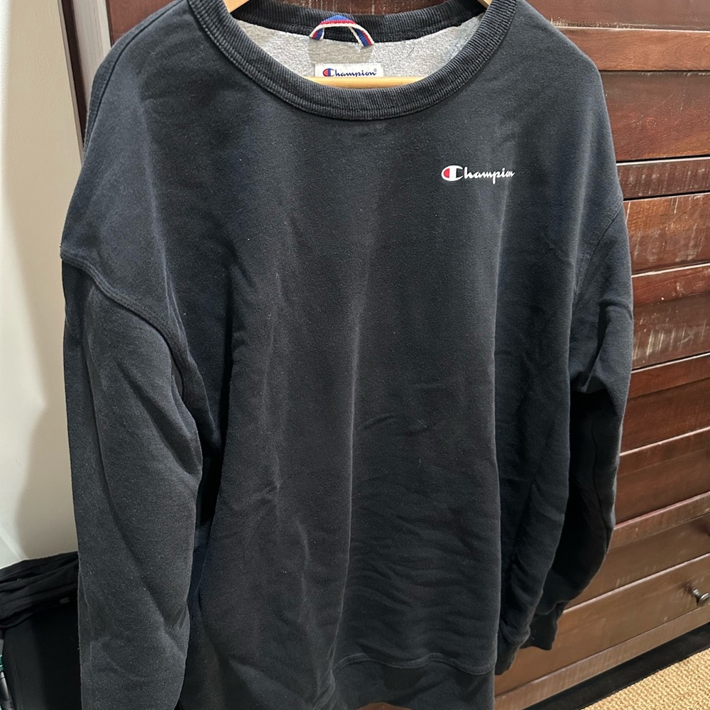 Champion Black Sweatshirt
